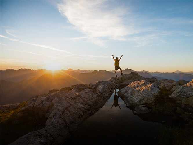 共创辉煌与未来